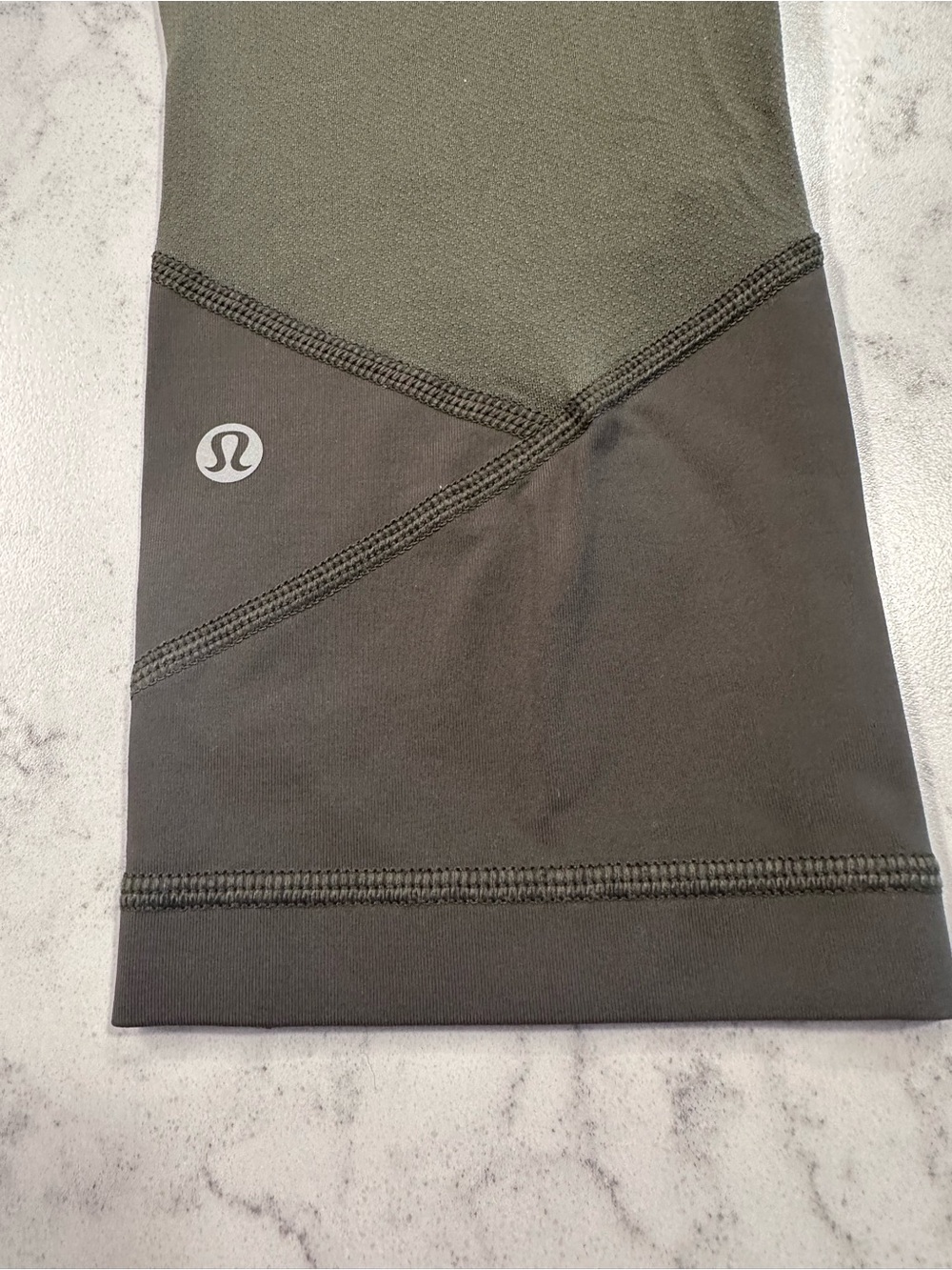 lululemon athletica Olive Green High-Rise Leggings - Picture 3 of 6